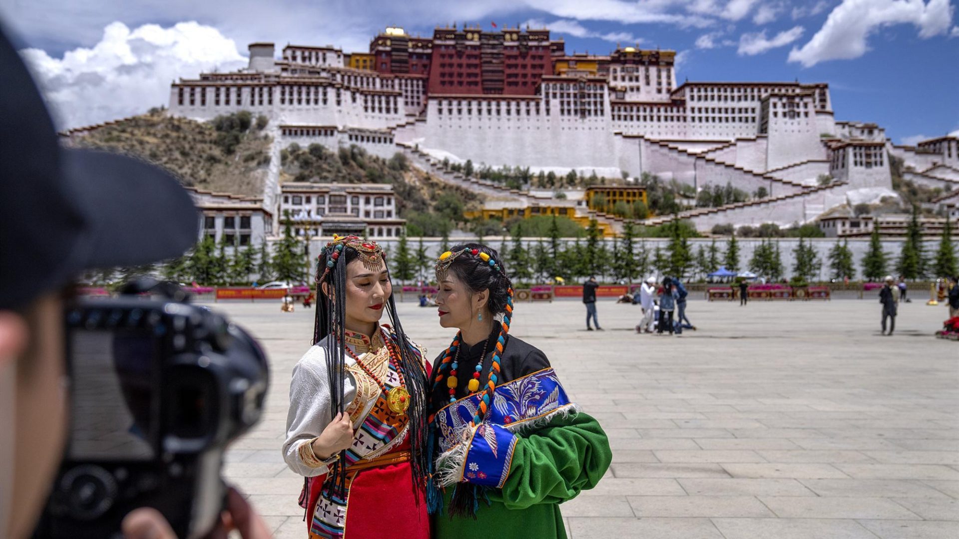 Chinese tourists in Lhasa, Tibet
